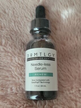 NWT DRMTLGY Needle-less Serum Renew